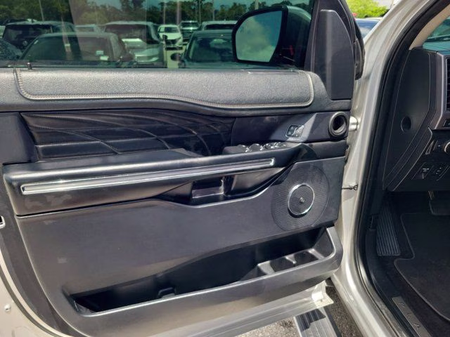 2018 Ingot Silver Ford Expedition Platinum RWD SUV