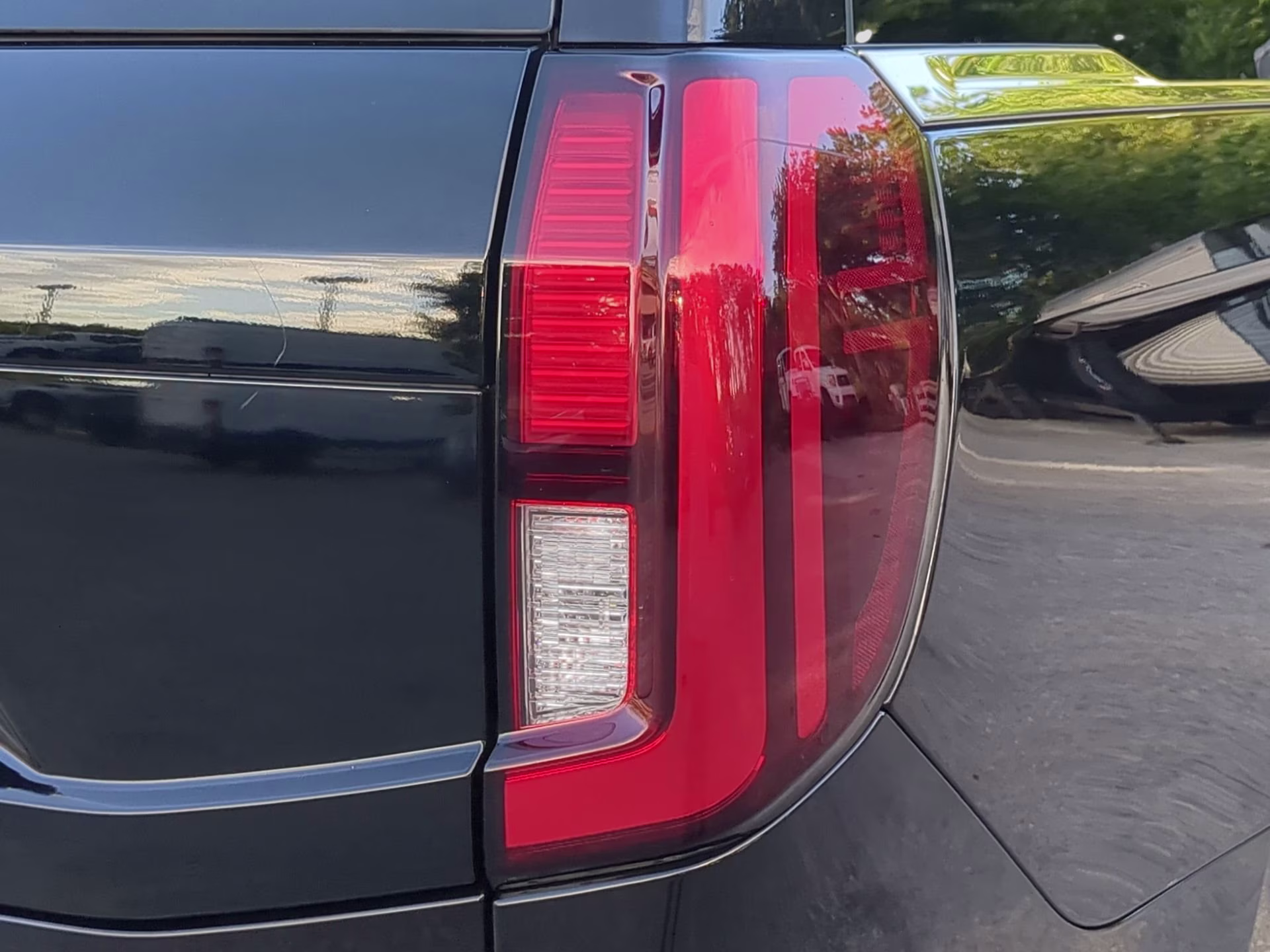 2025 Agate Black Metallic Ford Expedition Max Active 4X4 SUV