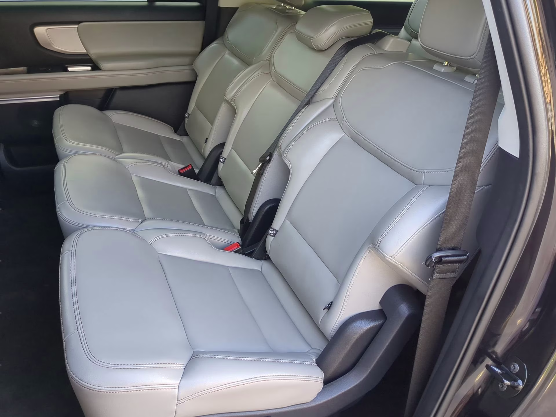 2025 Agate Black Metallic Ford Expedition Max Active 4X4 SUV