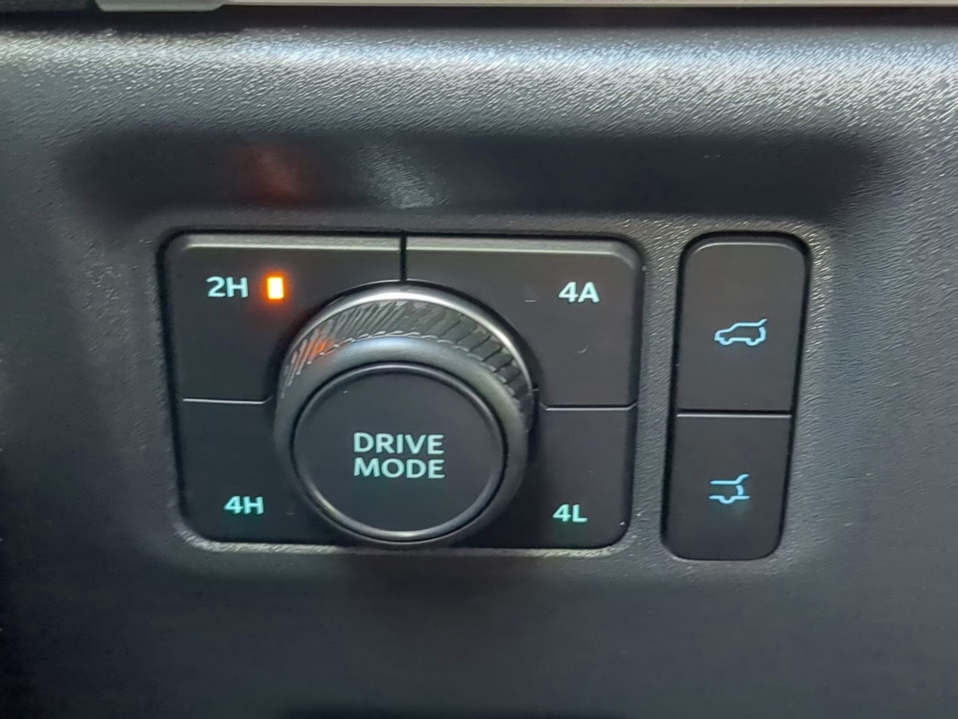 2025 Agate Black Metallic Ford Expedition Max Active 4X4 SUV