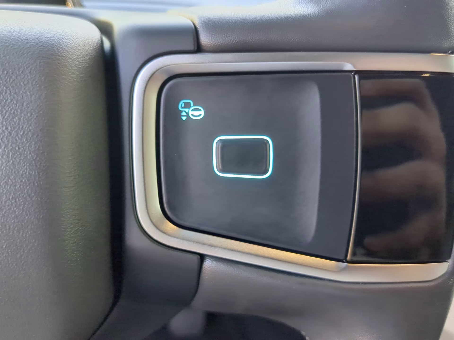 2025 Agate Black Metallic Ford Expedition Max Active 4X4 SUV