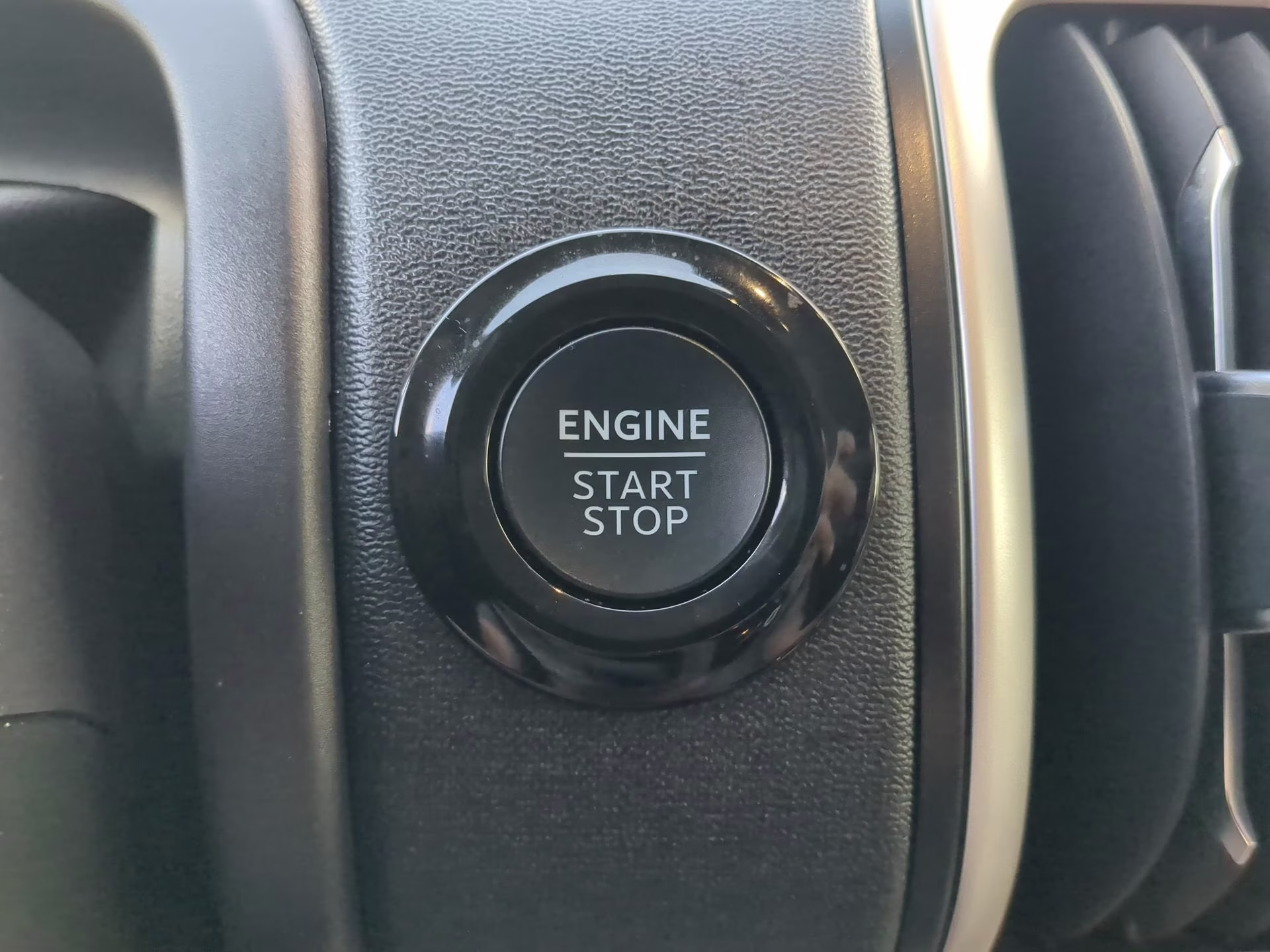2025 Agate Black Metallic Ford Expedition Max Active 4X4 SUV