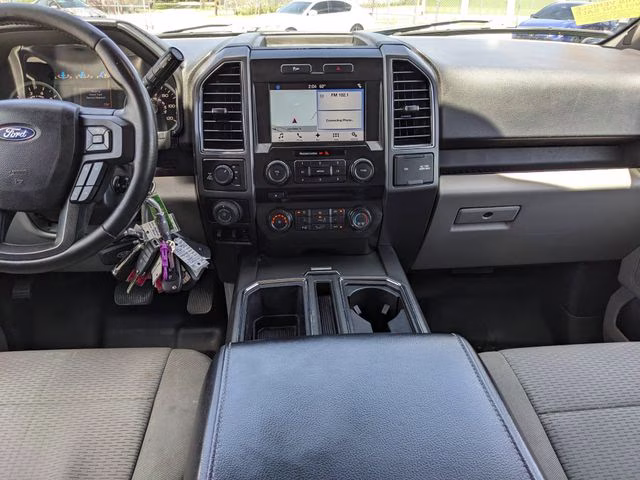 2017 Blue Ford F-150 XLT 4X4 Truck