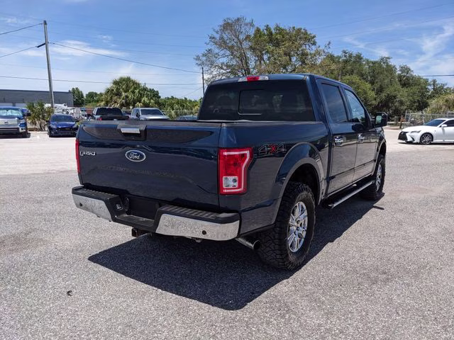 2017 Blue Ford F-150 XLT 4X4 Truck