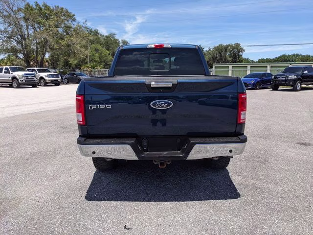 2017 Blue Ford F-150 XLT 4X4 Truck