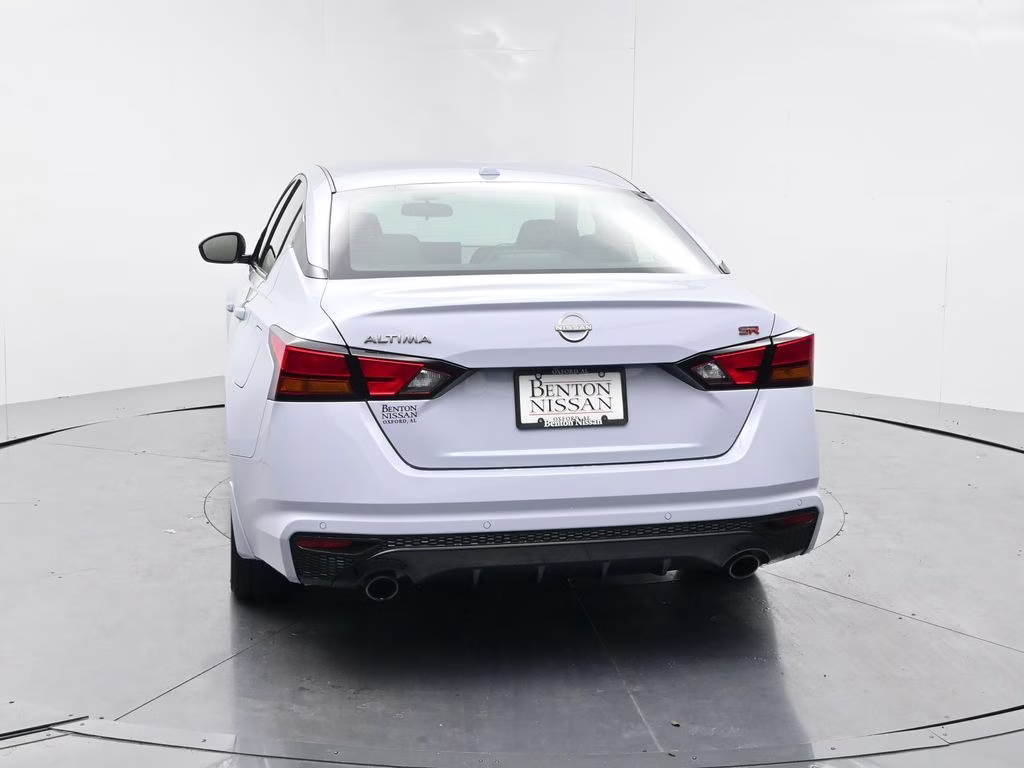2024 Gray Sky Pearl Nissan Altima 2.5 SR FWD Sedan