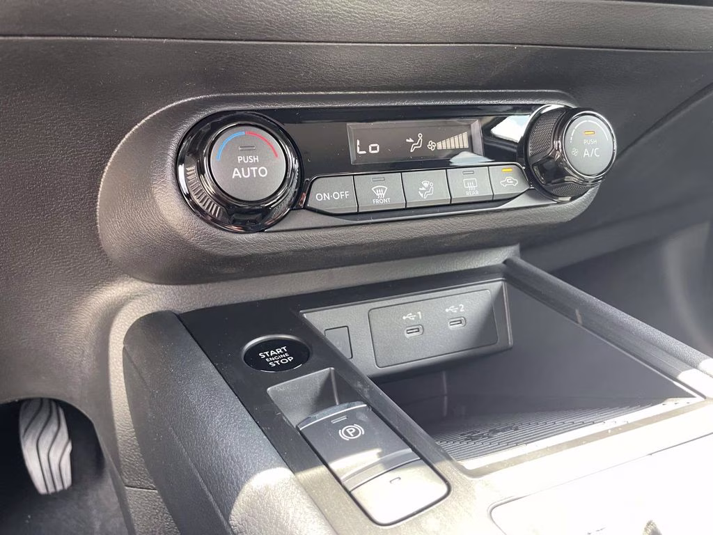 2026 Super Black Nissan Kicks SV FWD SUV