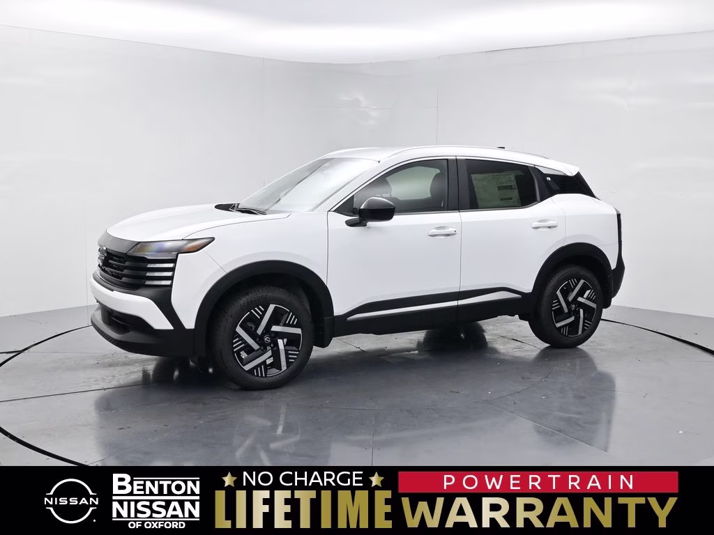 2026 Nissan Kicks 2.0 SV's photo