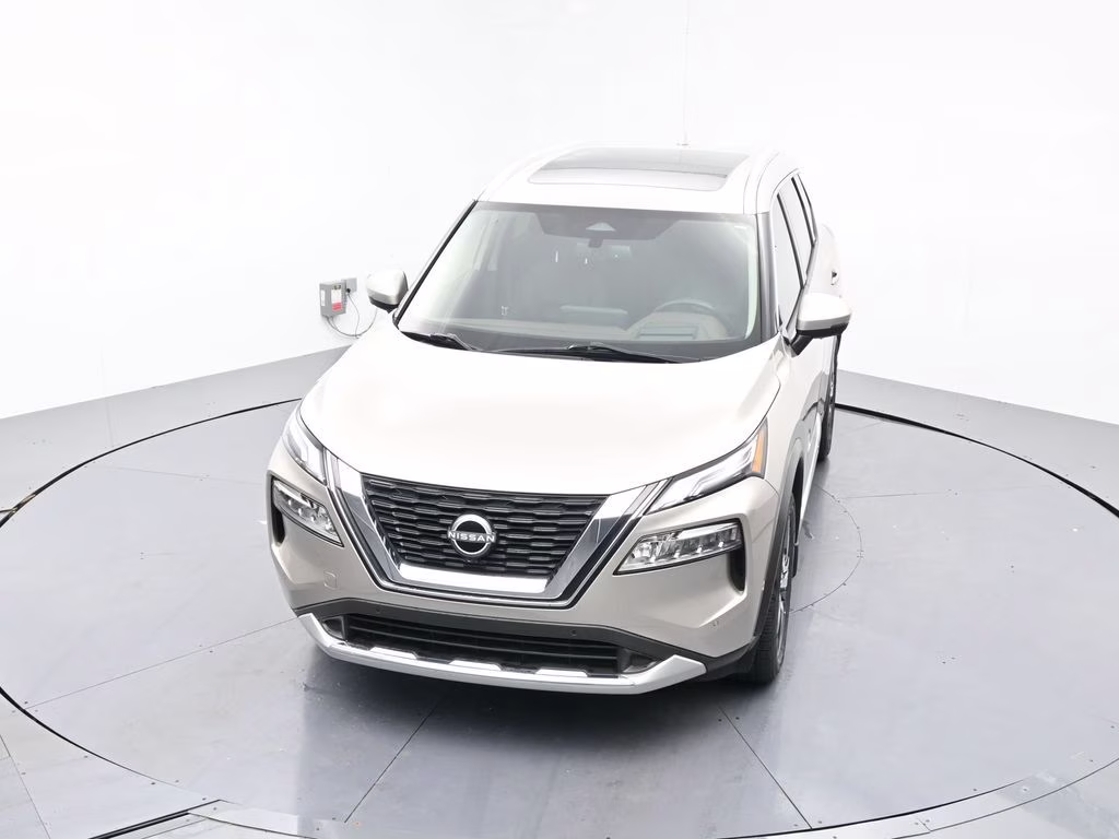 2023 Champagne Silver Metallic Nissan Rogue Platinum FWD SUV