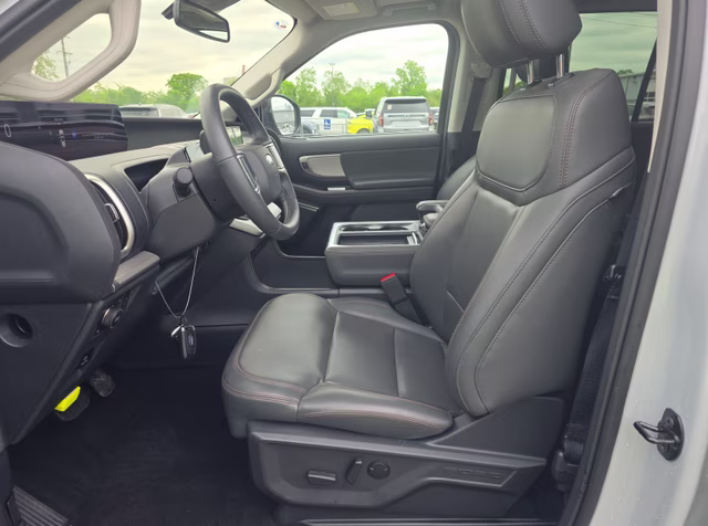 2025 Space Silver Metallic Ford Expedition Max Active 4X4 SUV