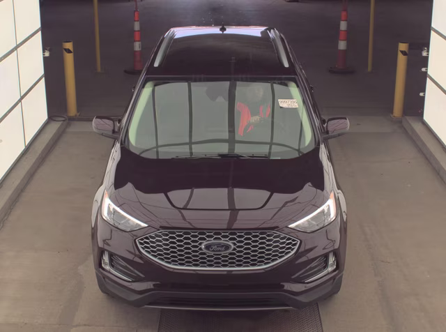 2024 Burgundy Velvet Metallic Tinted Clearcoat Ford Edge SEL AWD SUV