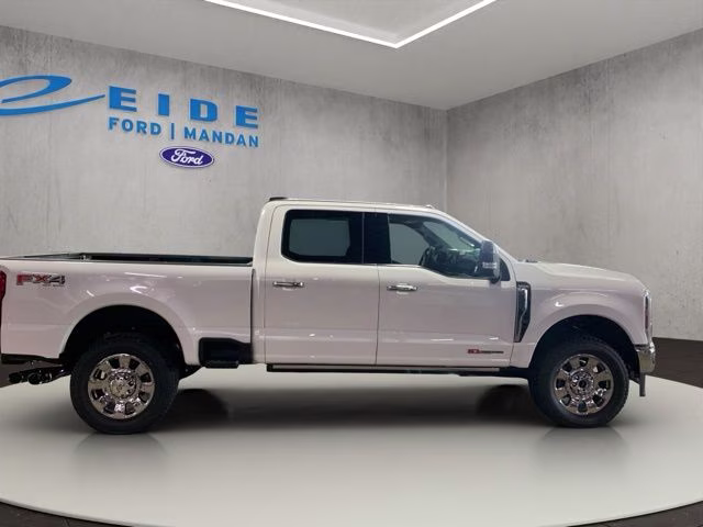 2026 Star White Metallic Tri-Coat Ford Super Duty F-350 SRW King Ranch 4X4 Truck