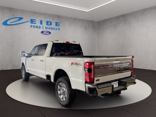2026 Star White Metallic Tri-Coat Ford Super Duty F-350 SRW King Ranch 4X4 Truck