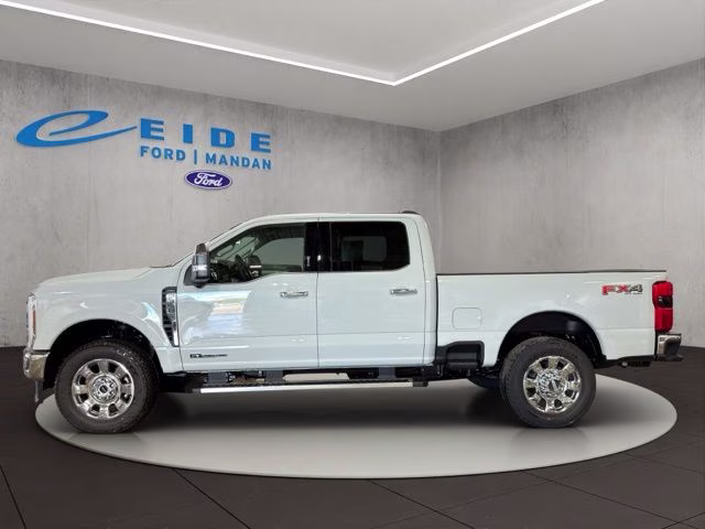 2026 Avalanche Ford Super Duty F-350 SRW Lariat Chrome 4X4 Truck