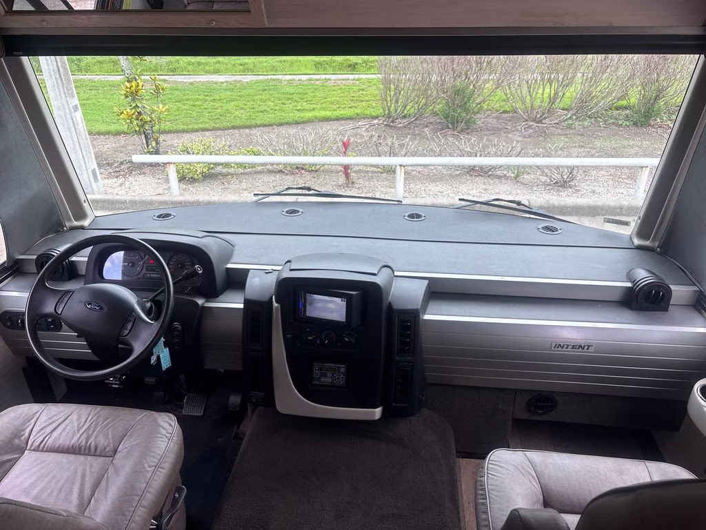 2019 Brown Ford Winnebago Intent 28Y RWD RV