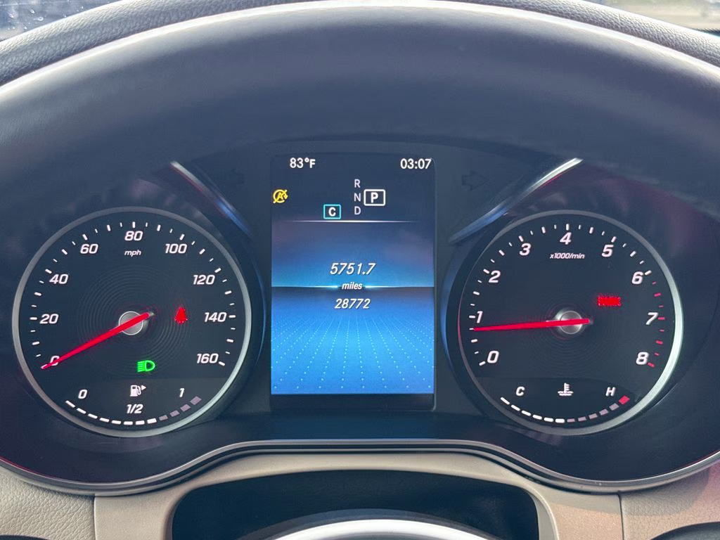 2022 Polar White Mercedes-Benz GLC GLC 300 AWD SUV