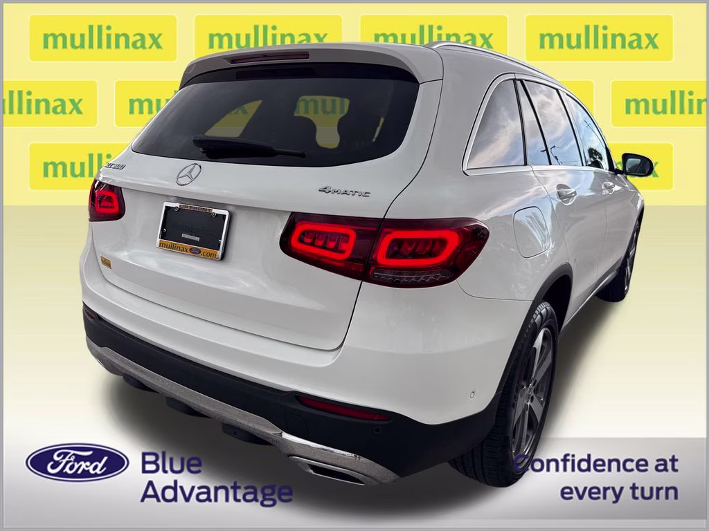 2022 Polar White Mercedes-Benz GLC GLC 300 AWD SUV
