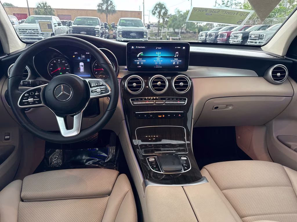 2022 Polar White Mercedes-Benz GLC GLC 300 AWD SUV