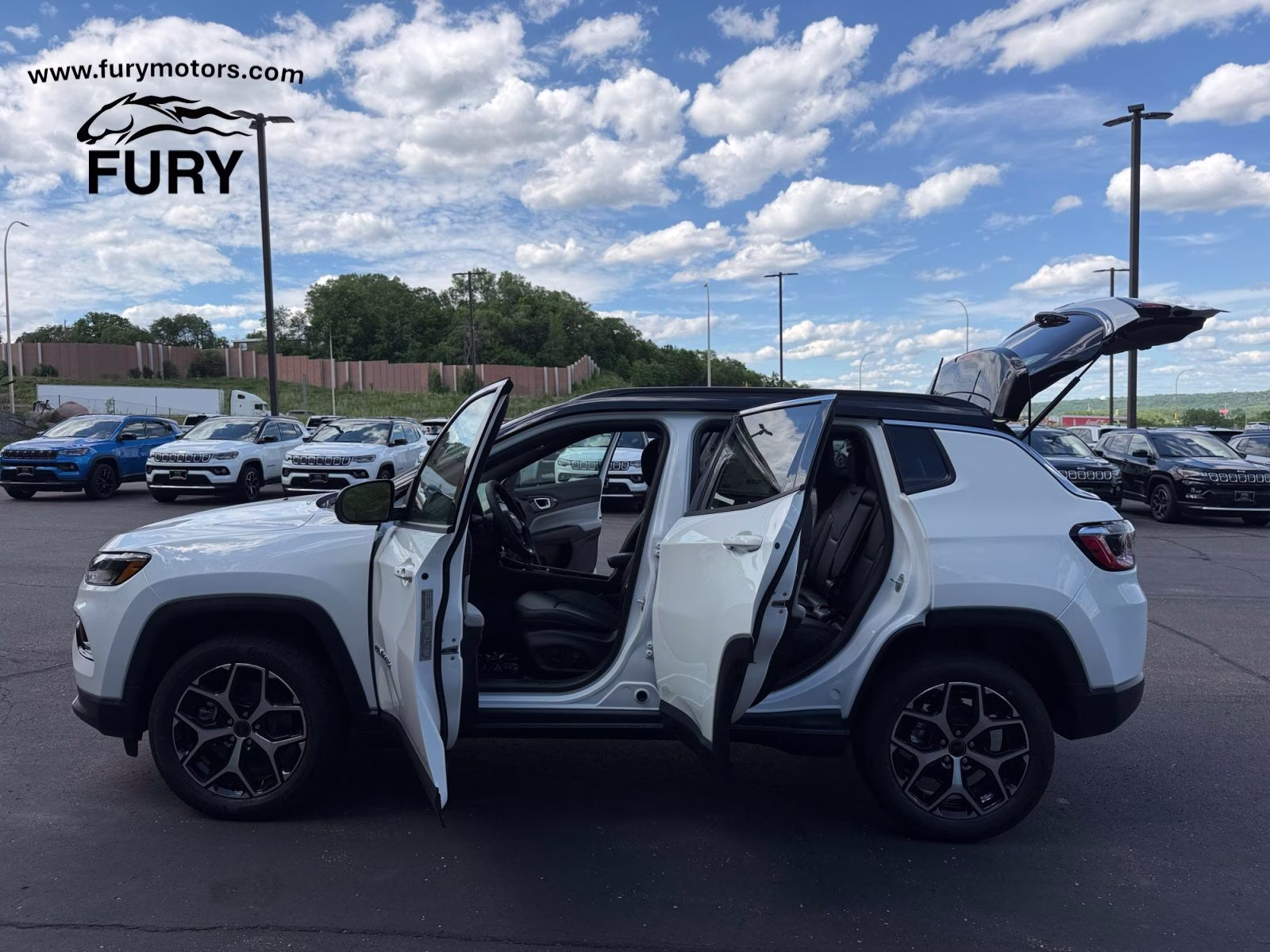 2026 Bright White Clearcoat Jeep Compass Limited 4X4 SUV