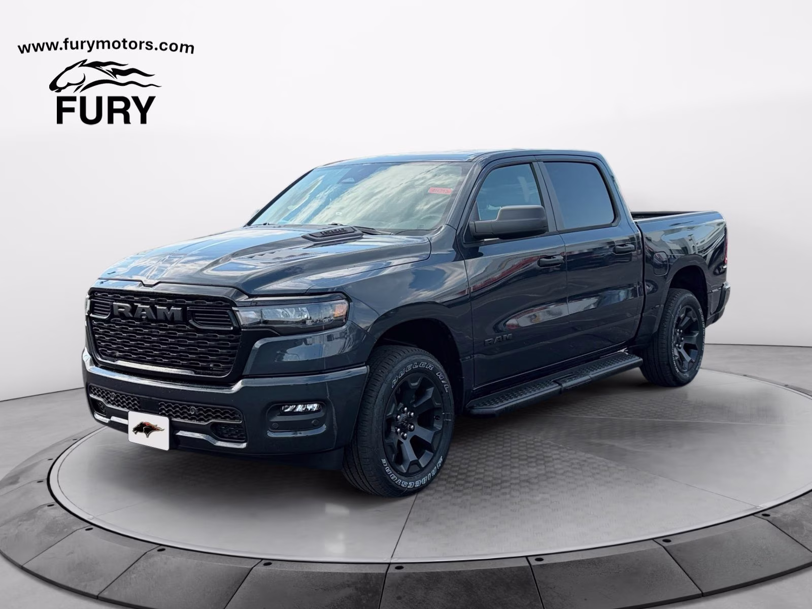2026 Diamond Black Crystal Pearlcoat Ram 1500 Express 4X4 Truck