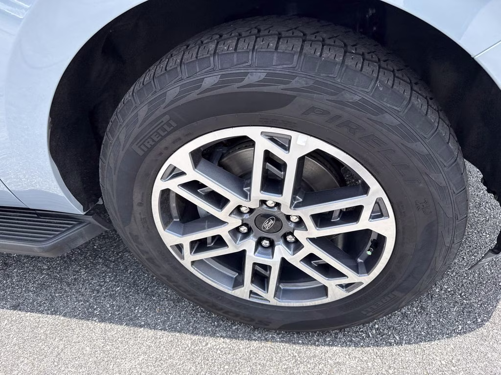 2025 Glacier Gray Met TriCoat Ford Expedition Max Active 4X4 SUV