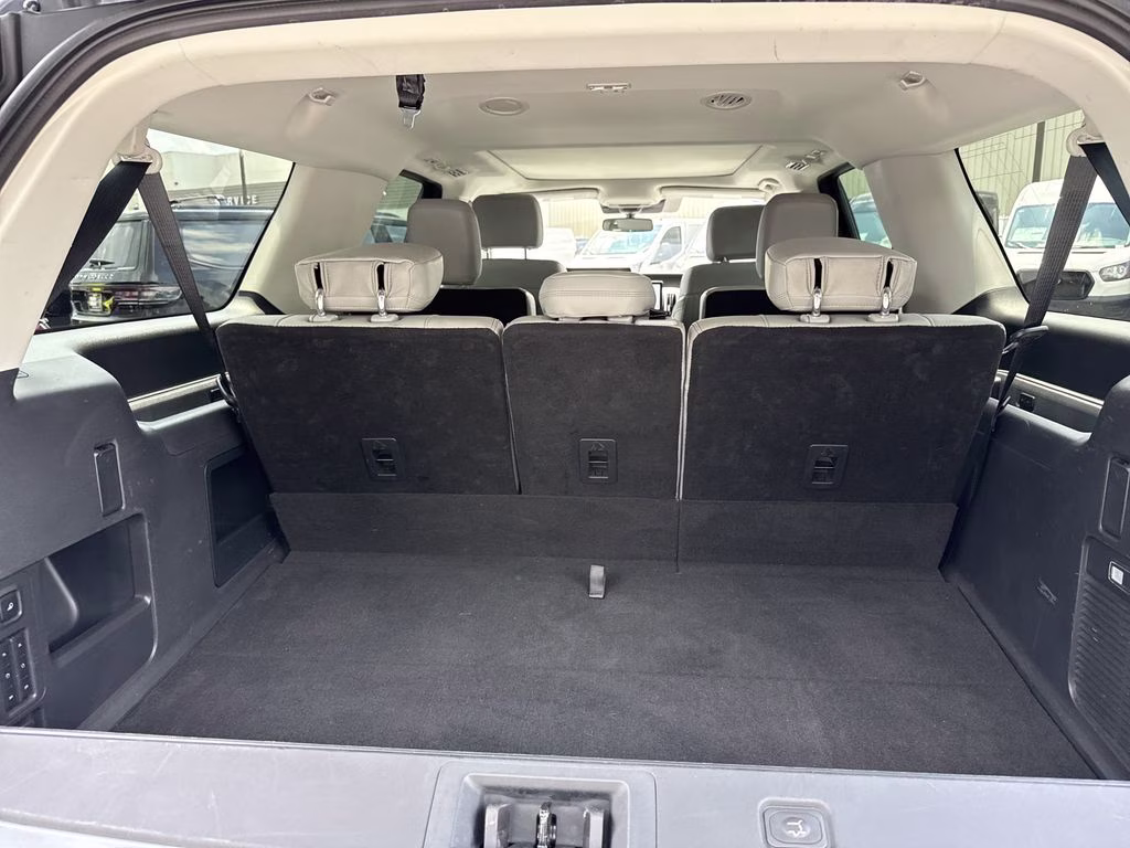 2025 Glacier Gray Met TriCoat Ford Expedition Max Active 4X4 SUV