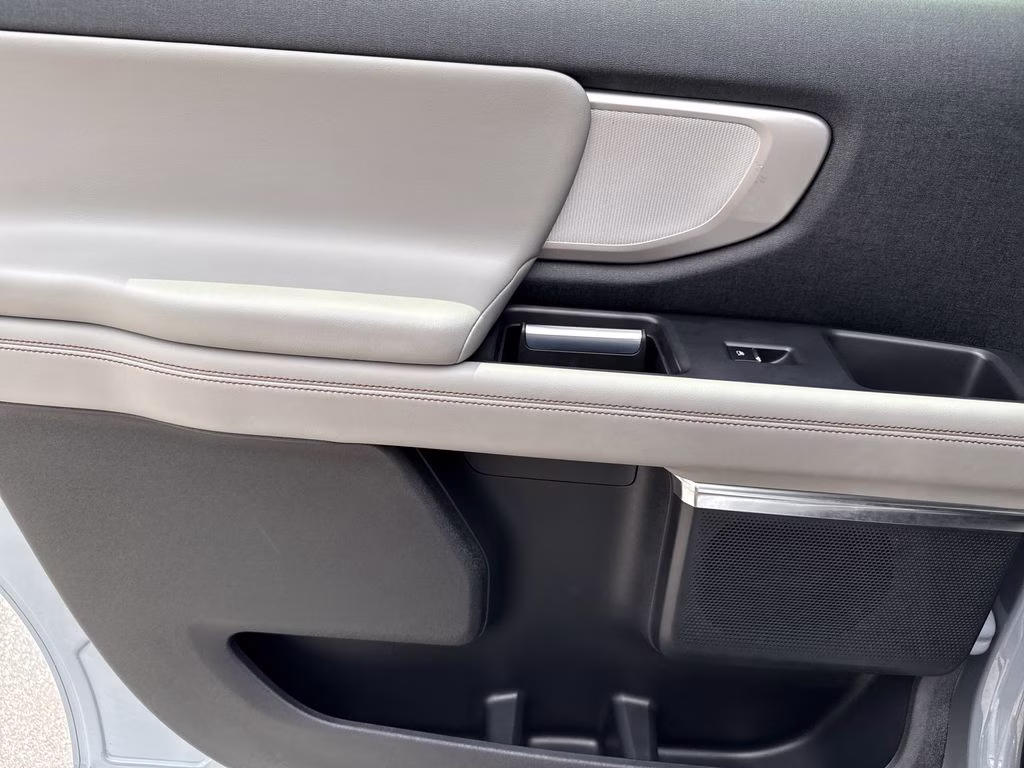 2025 Glacier Gray Met TriCoat Ford Expedition Max Active 4X4 SUV