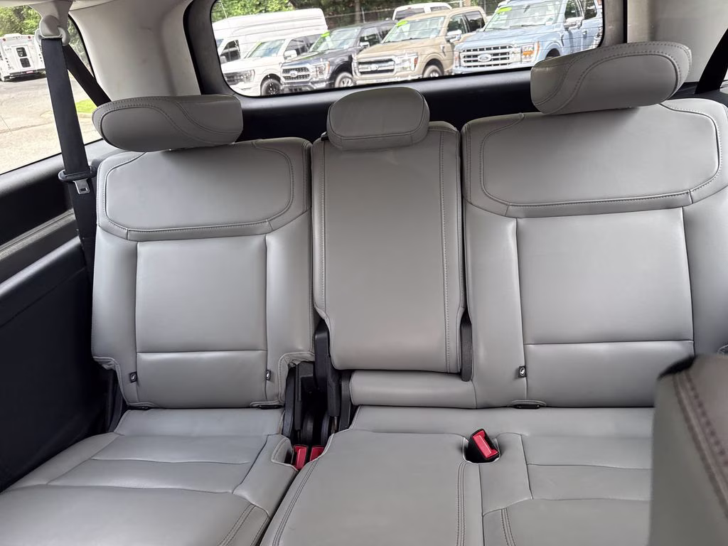 2025 Glacier Gray Met TriCoat Ford Expedition Max Active 4X4 SUV