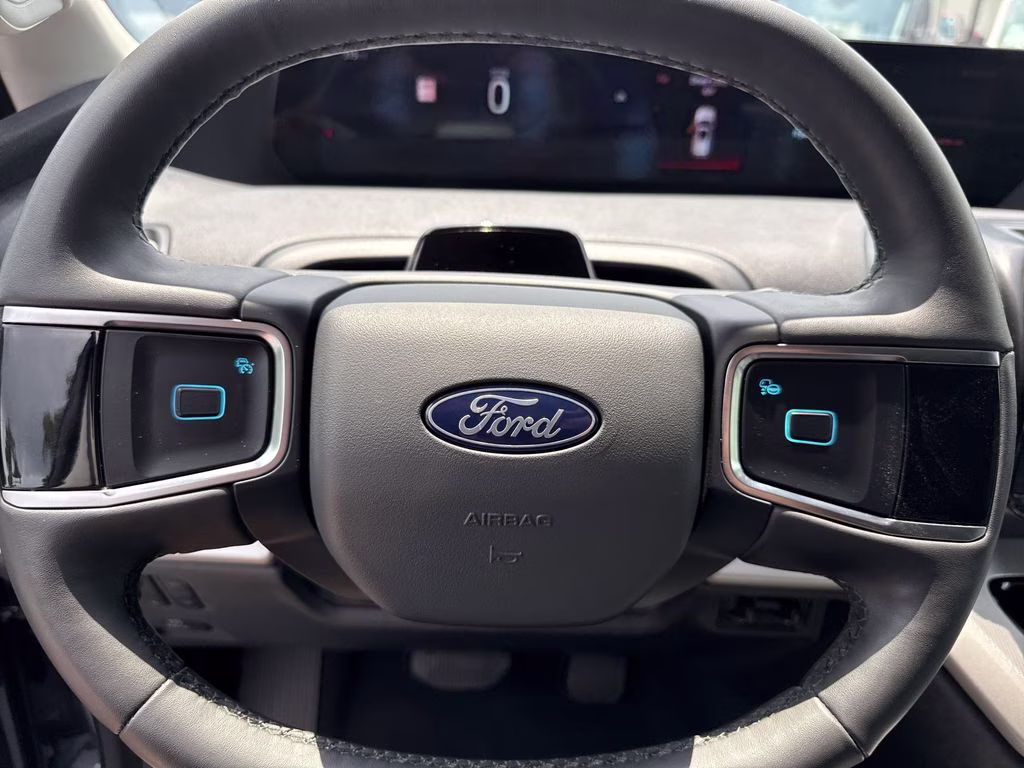 2025 Glacier Gray Met TriCoat Ford Expedition Max Active 4X4 SUV