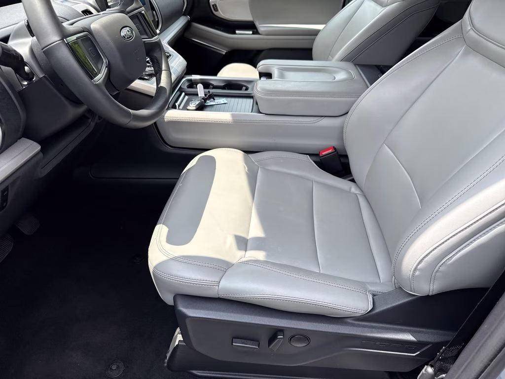 2025 Glacier Gray Met TriCoat Ford Expedition Max Active 4X4 SUV