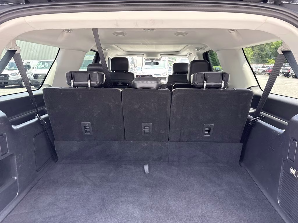 2025 Gray Metallic Ford Expedition Max Platinum 4X4 SUV