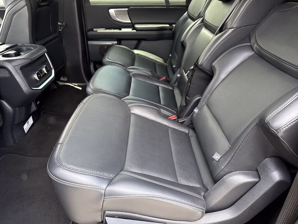 2025 Gray Metallic Ford Expedition Max Platinum 4X4 SUV