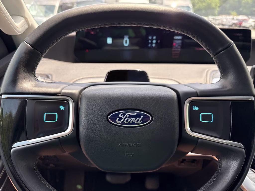 2025 Gray Metallic Ford Expedition Max Platinum 4X4 SUV