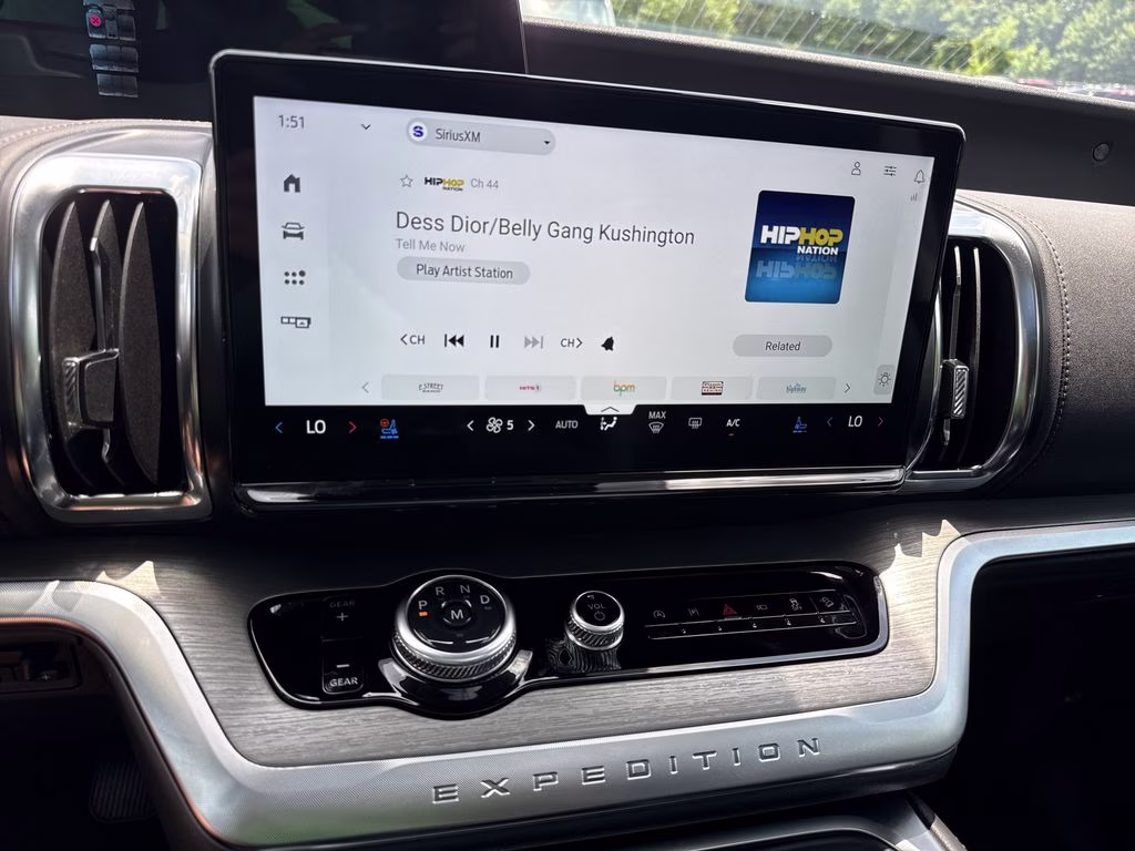2025 Gray Metallic Ford Expedition Max Platinum 4X4 SUV