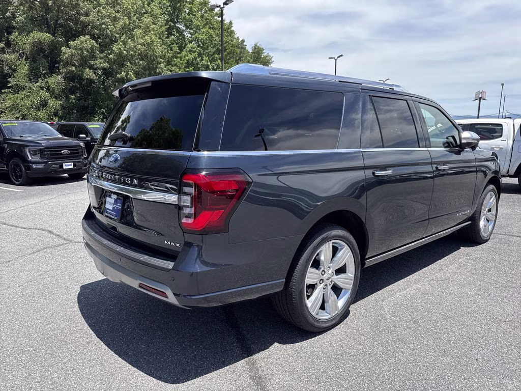 2022 Stone Blue Metallic Ford Expedition Max Platinum 4X4 SUV