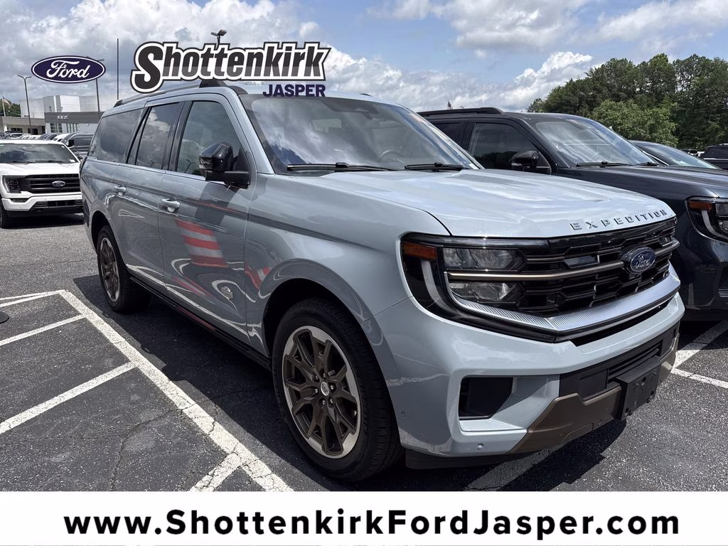 2025 Ford Expedition King Ranch MAX 4x4's photo
