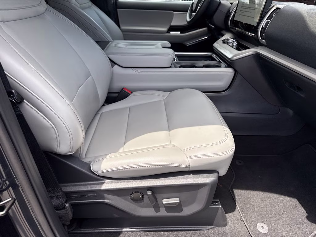 2025 Blue Metallic Ford Expedition Active 4X4 SUV