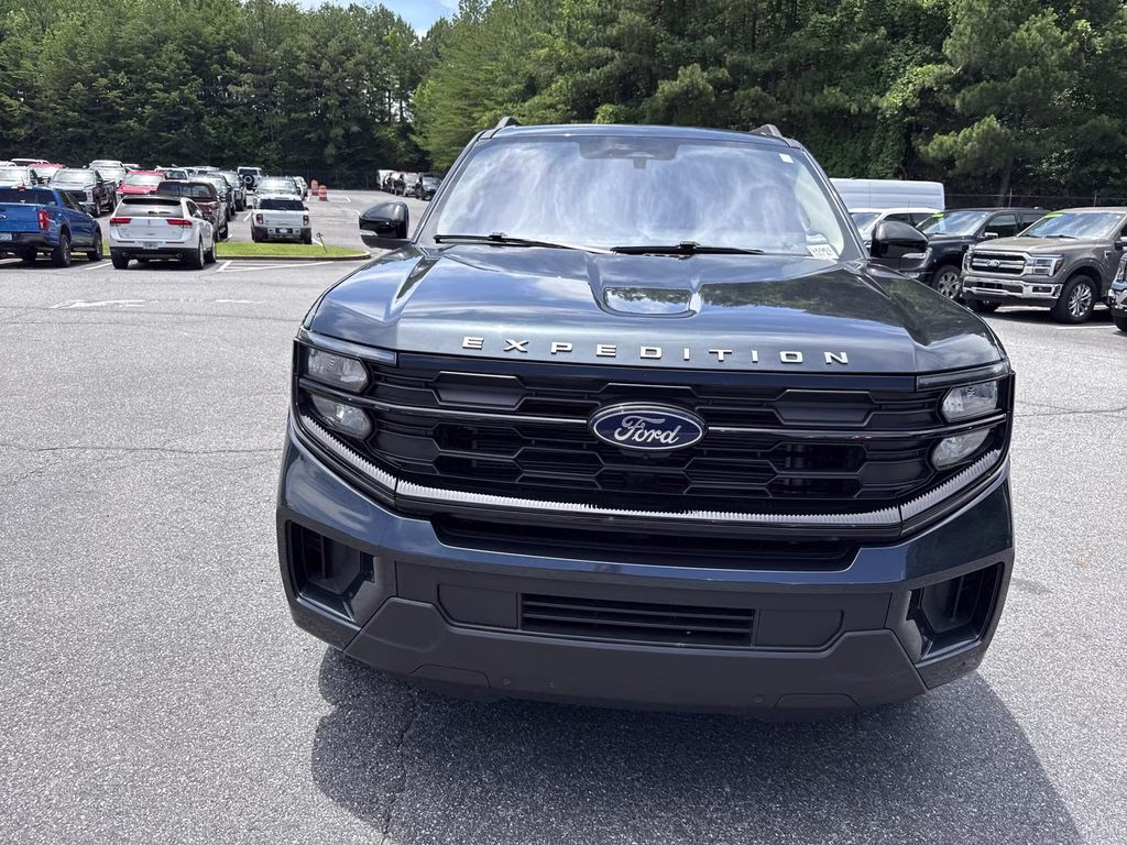 2025 Blue Metallic Ford Expedition Active 4X4 SUV
