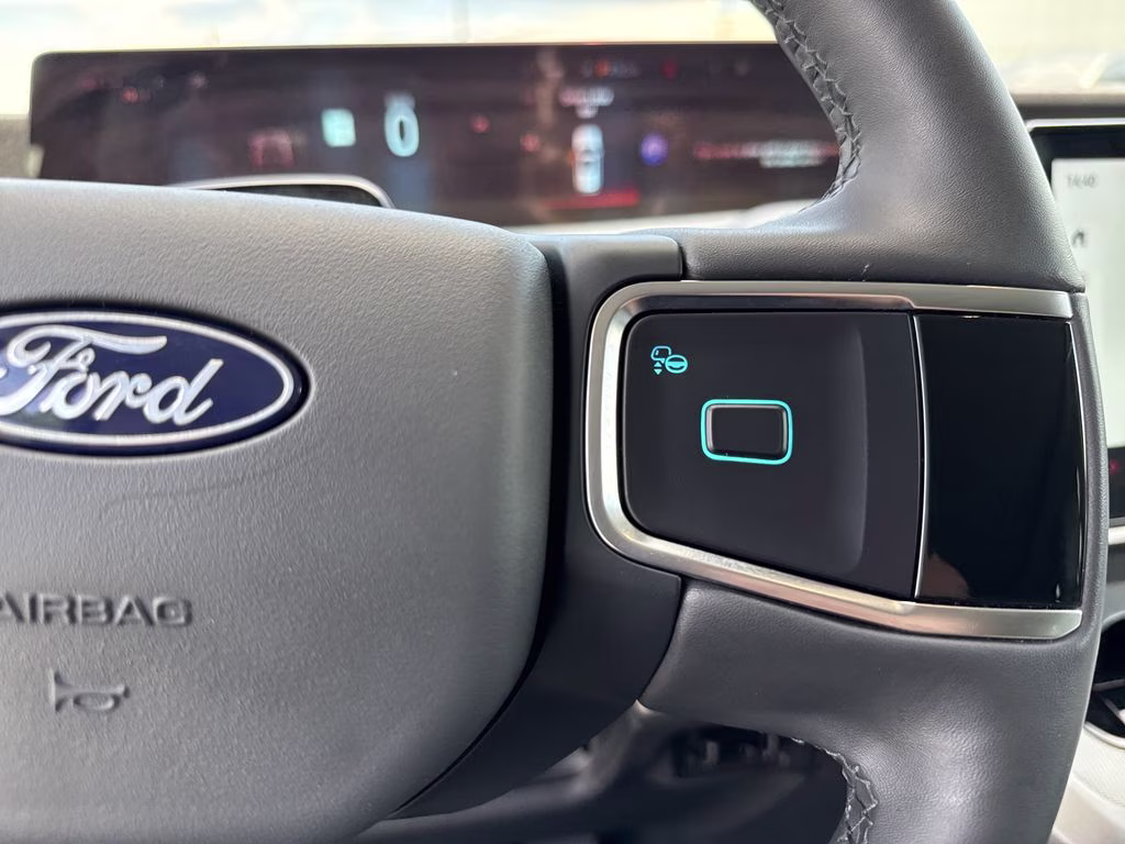 2025 Blue Metallic Ford Expedition Active 4X4 SUV