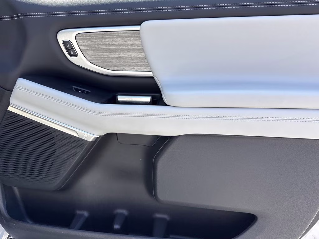 2025 Silver Metallic Ford Expedition Platinum 4X4 SUV