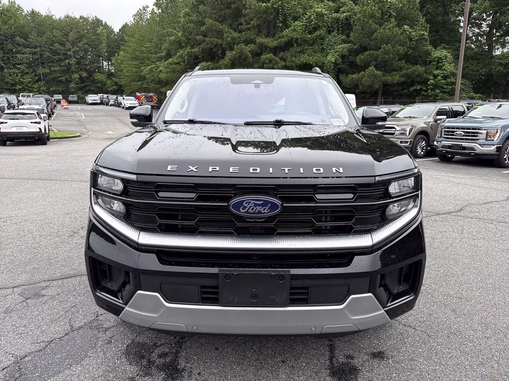 2025 Black Metallic Ford Expedition Platinum 4X4 SUV