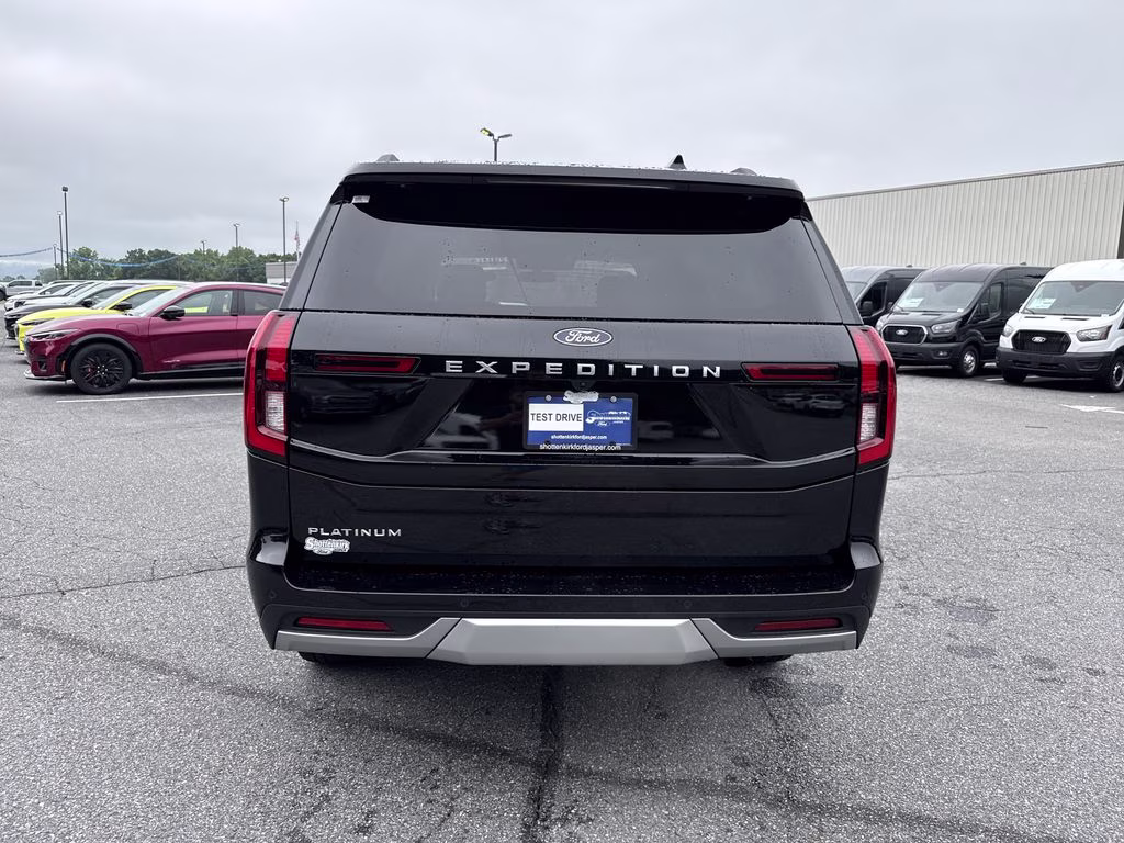 2025 Black Metallic Ford Expedition Platinum 4X4 SUV