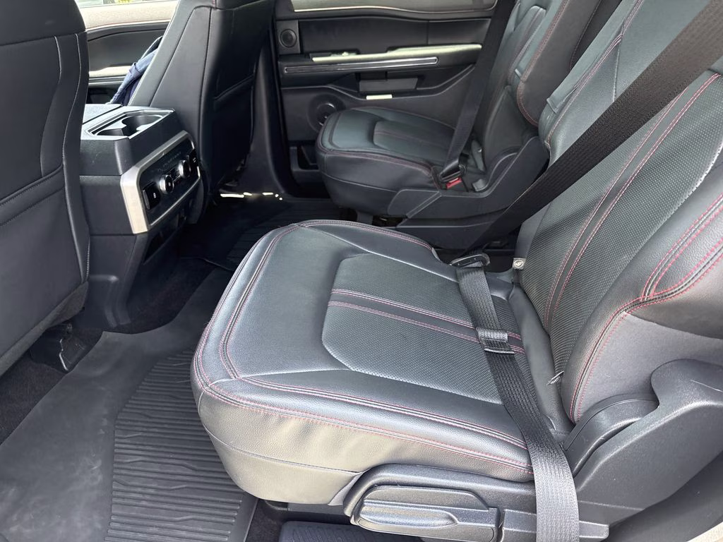 2023 Star White Metallic Tri-Coat Ford Expedition Limited 4X4 SUV