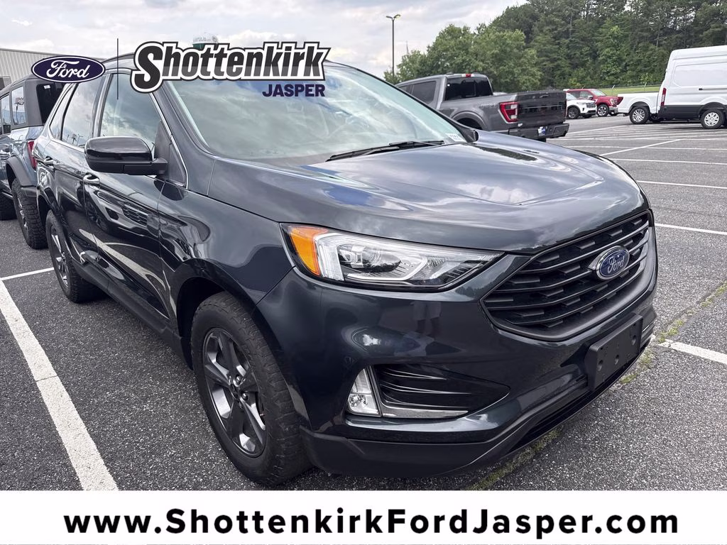 2022 Ford Edge SEL AWD's photo