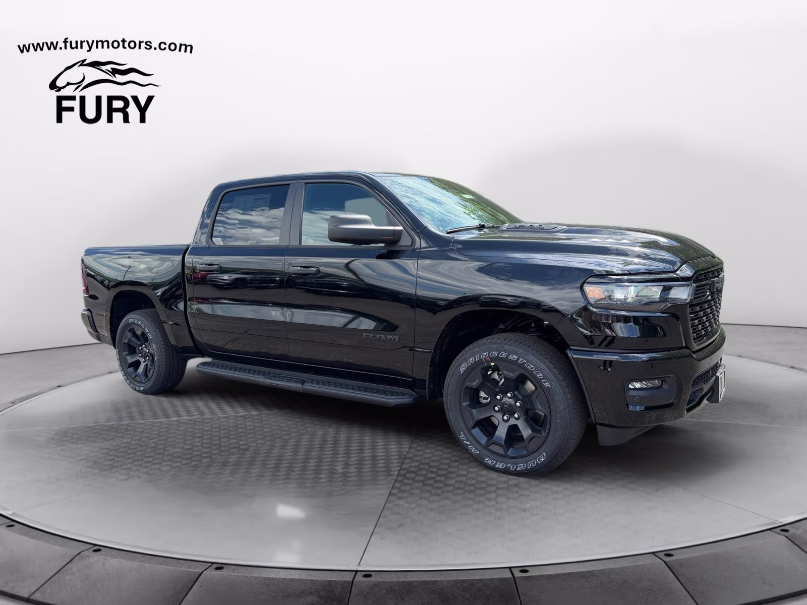 2026 Diamond Black Crystal Pearlcoat Ram 1500 Express 4X4 Truck