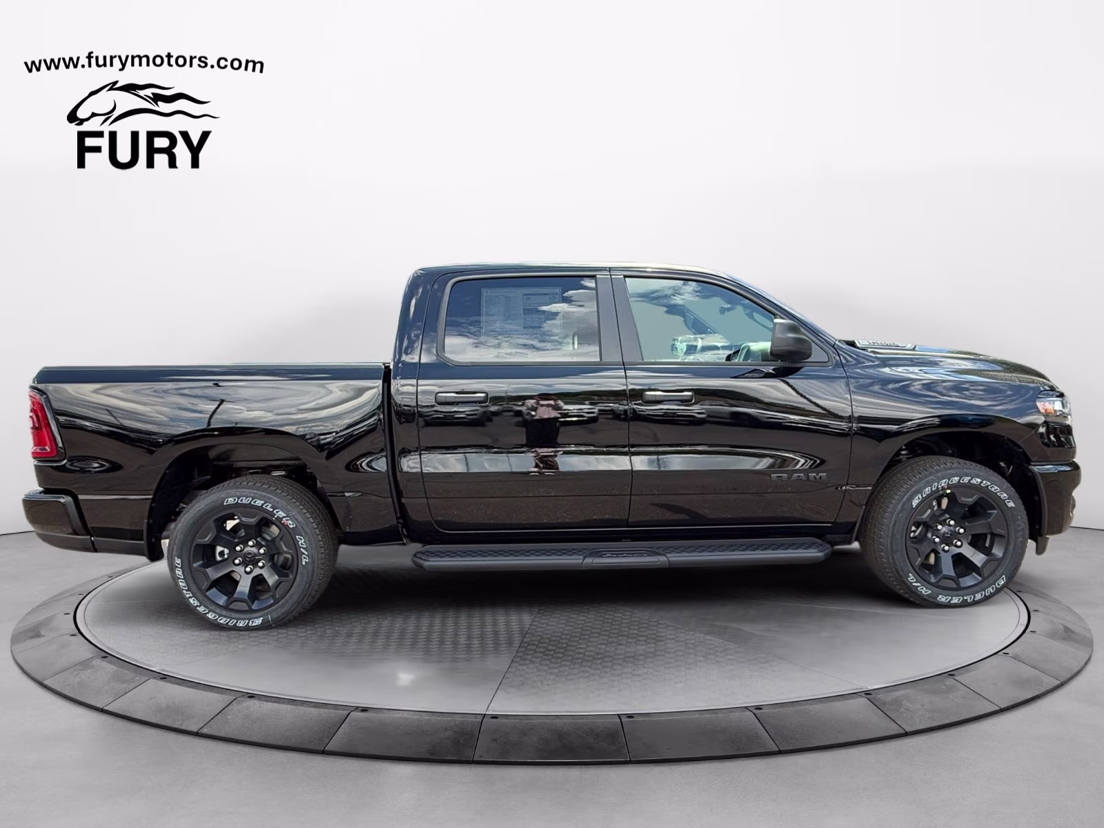 2026 Diamond Black Crystal Pearlcoat Ram 1500 Express 4X4 Truck