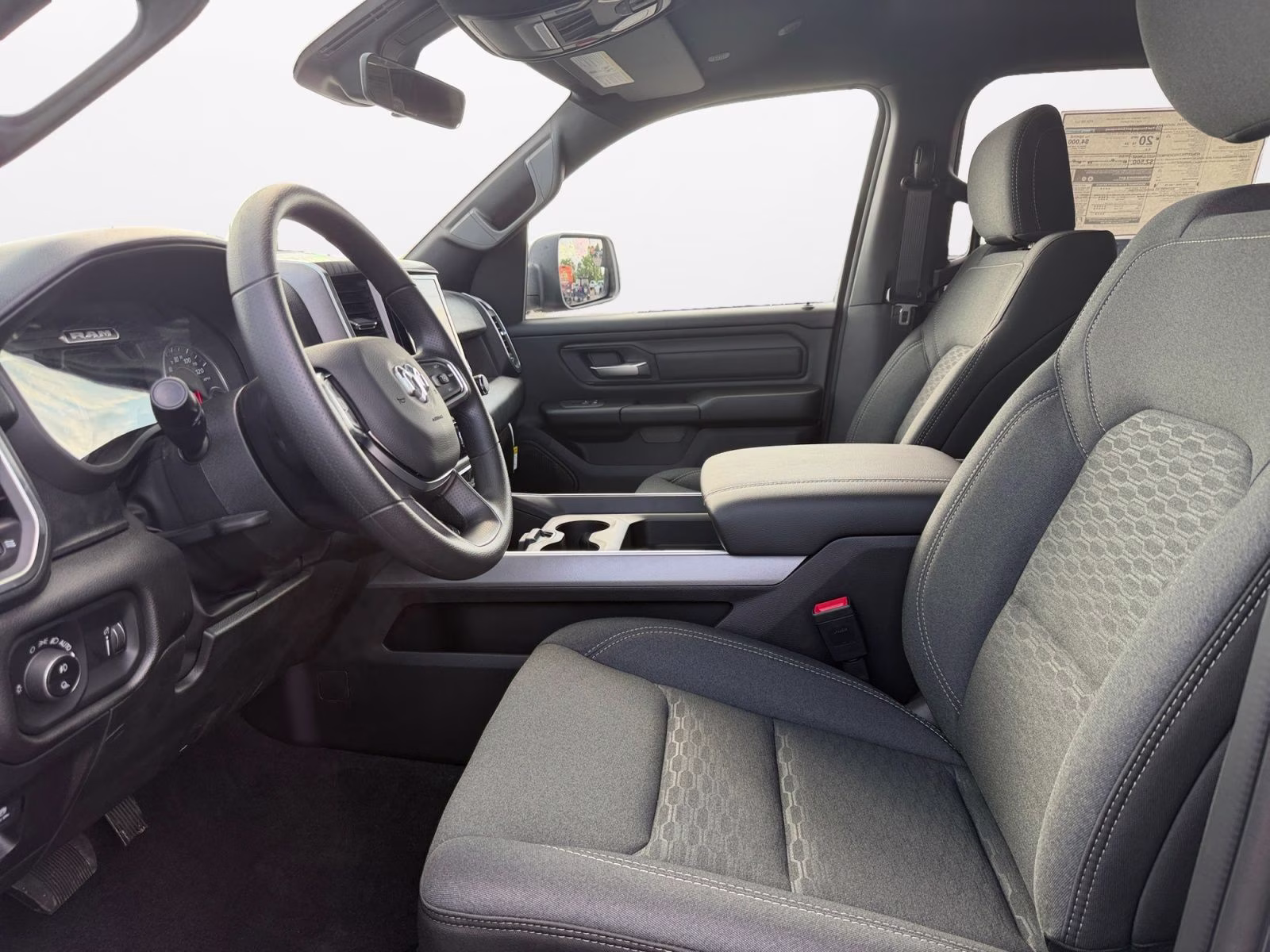 2026 Diamond Black Crystal Pearlcoat Ram 1500 Express 4X4 Truck
