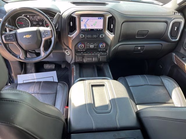 2022 Northsky Blue Metallic Chevrolet Silverado 3500HD High Country 4X4 Truck