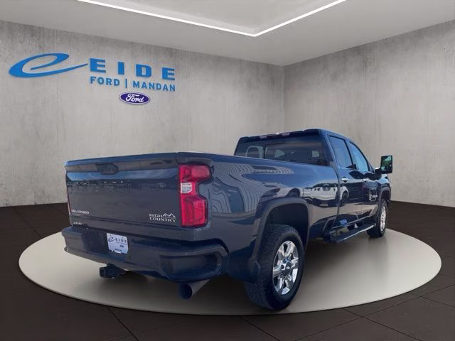 2022 Northsky Blue Metallic Chevrolet Silverado 3500HD High Country 4X4 Truck