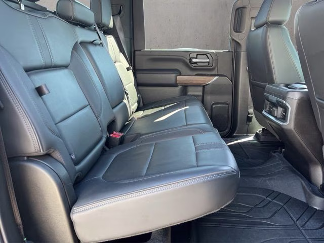 2022 Northsky Blue Metallic Chevrolet Silverado 3500HD High Country 4X4 Truck